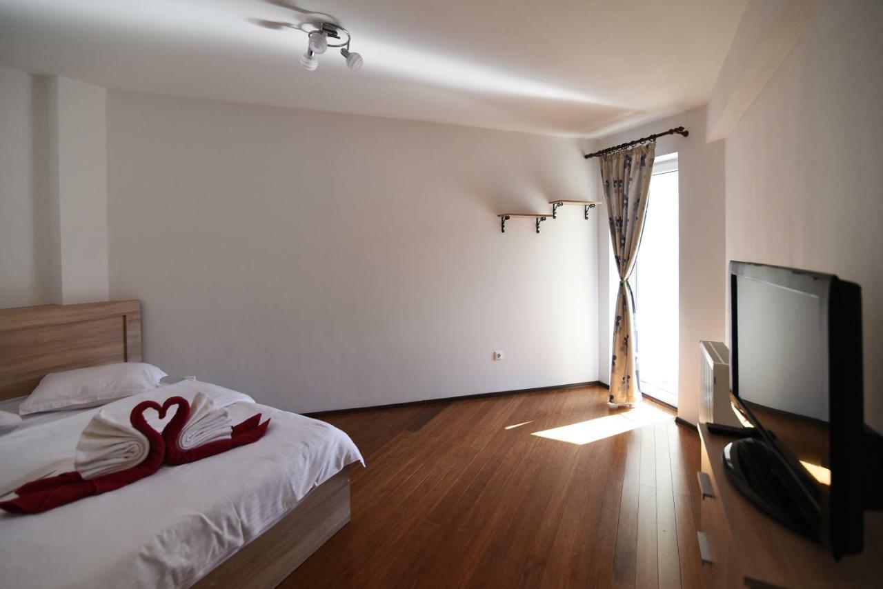 Avantgarden 57 Brasov Exterior photo